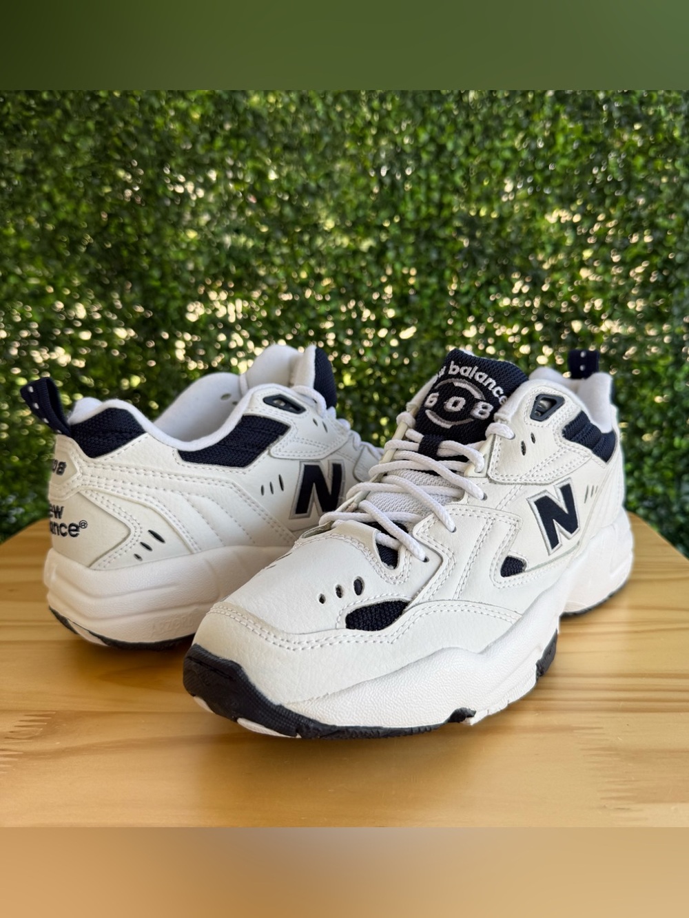 New Balance 608 Men’s 9.5 D White Navy Leather Y2K Dad Shoes MX608WN